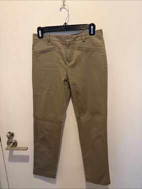 Club Monaco Slim Fit /Crop Chino Pants in Khaki